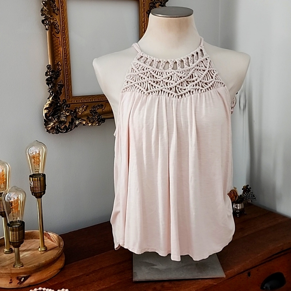 Pretty creme top